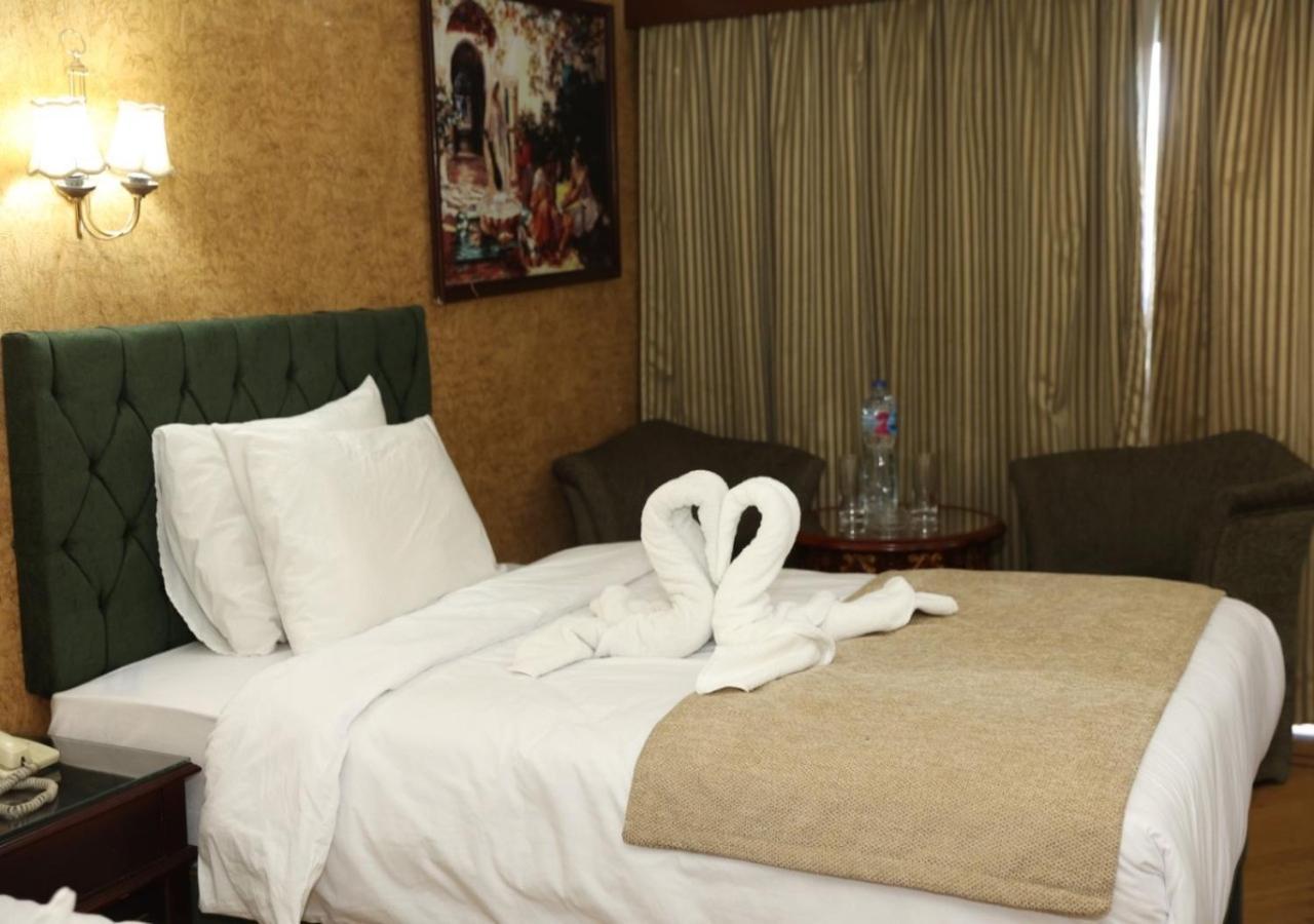 Nile Cruise Al Nabiltan Every Saturday From Luxor 4 Nights & Every Wednesday From Aswan 3 Nights Al Karnak Exterior photo