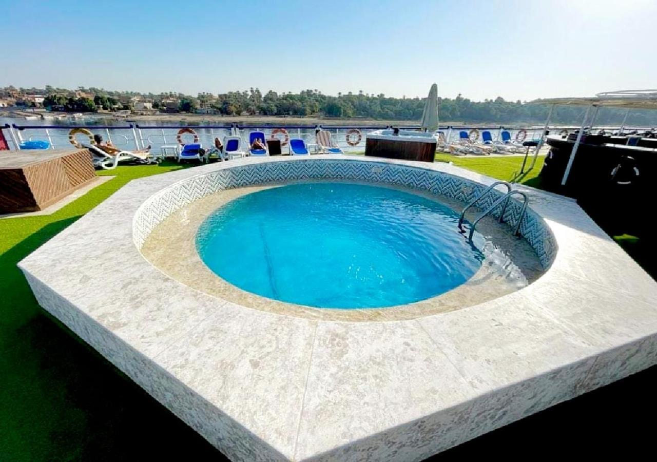 Nile Cruise Al Nabiltan Every Saturday From Luxor 4 Nights & Every Wednesday From Aswan 3 Nights Al Karnak Exterior photo
